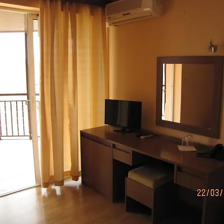 Hotel Paris 3*